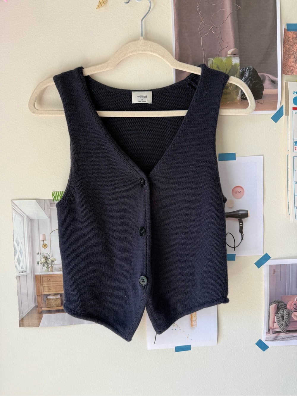 Wilfred Navy Rolled Hem Knit V-Neck Vest